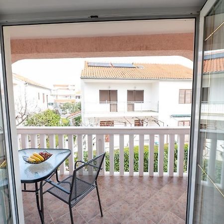 Apartmani Marin No1. Водице Экстерьер фото
