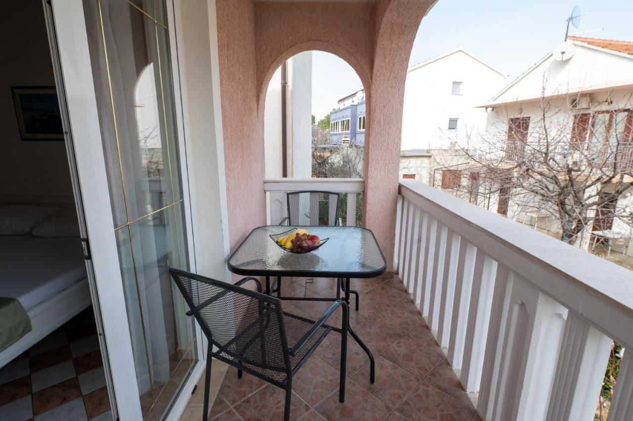 Apartmani Marin No1. Водице Экстерьер фото