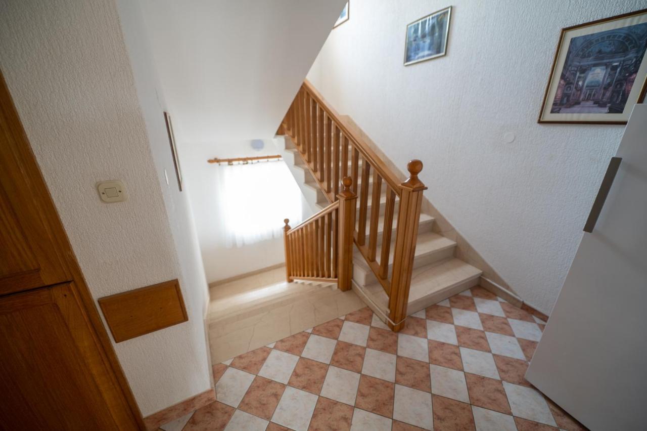 Apartmani Marin No1. Водице Экстерьер фото